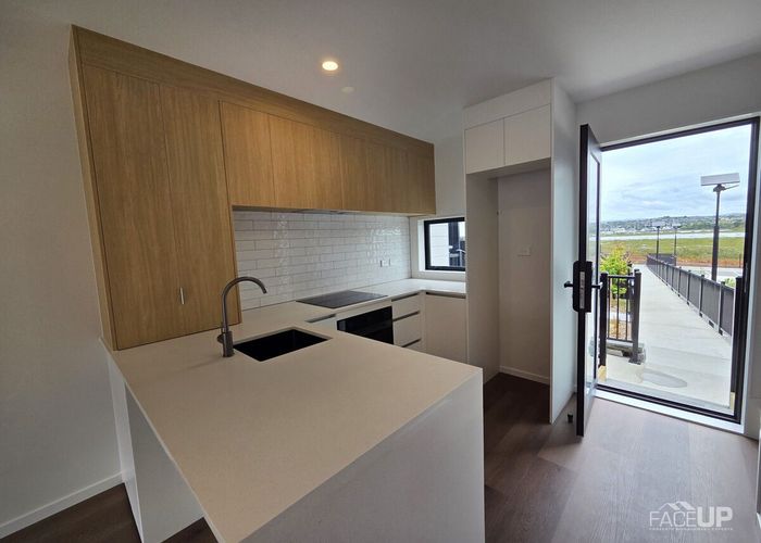  at 5/3 Firebrick Way, Hobsonville, Waitakere City, Auckland