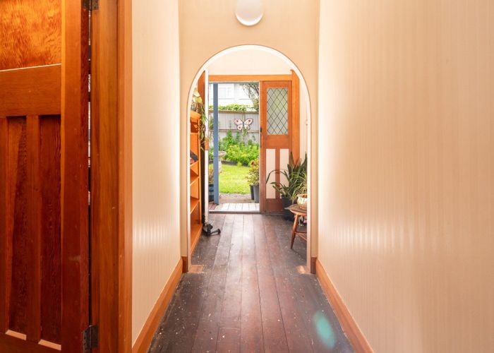  at 62 Maupuia Road, Maupuia, Wellington