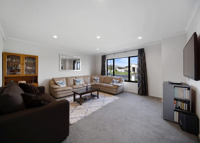  at 69 Capriana Drive, Karaka, Papakura