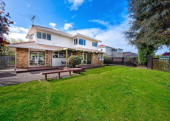  at 28 Astoria Place, Northpark, Auckland
