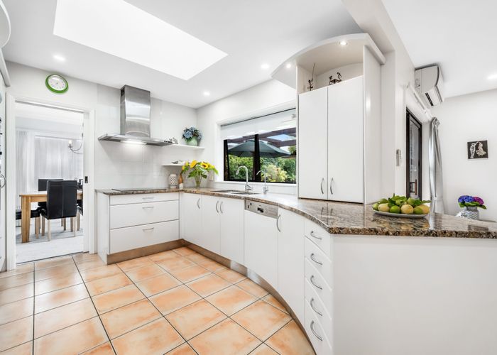  at 7 Majesty Place, Half Moon Bay, Auckland