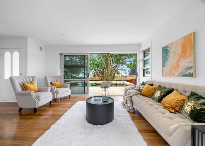  at 5 Raglan Street, Mangere East, Manukau City, Auckland