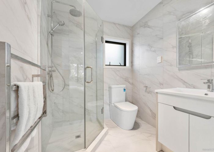  at Units 1-9, Kaponga Crescent, New Lynn, Waitakere City, Auckland