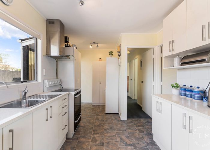  at 12 Balwyn Place, Clendon Park, Manukau City, Auckland