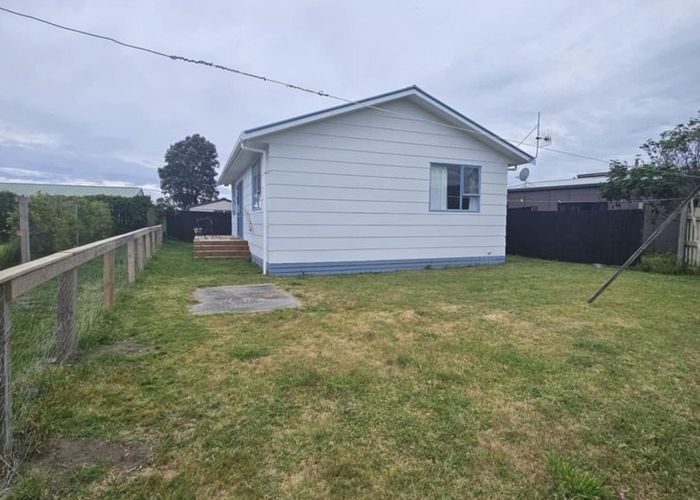  at 42A Rutherford Drive, Waikanae Beach, Kapiti Coast, Wellington