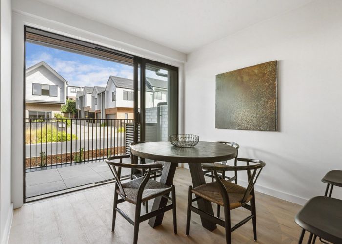  at 5B Windlass Street, Long Bay, North Shore City, Auckland