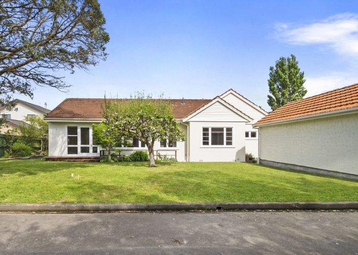  at 5 Aokautere Drive, Fitzherbert, Palmerston North