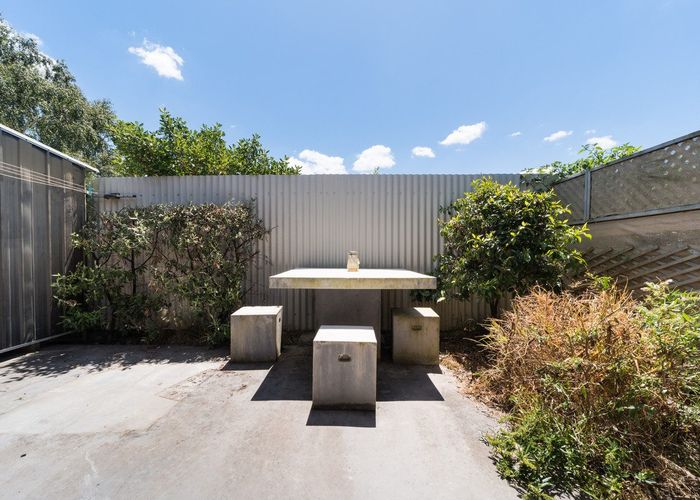  at 8b Sinclair Street, Highbury, Palmerston North, Manawatu / Whanganui