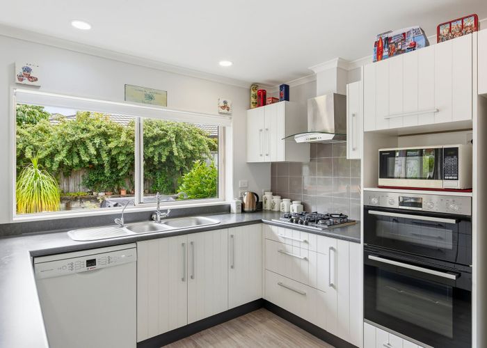  at 3 Nicholas Place, Waikanae Beach, Kapiti Coast, Wellington