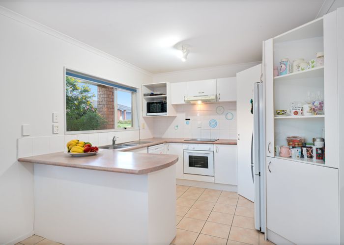  at 20 Greenberry Drive, Ranui, Auckland