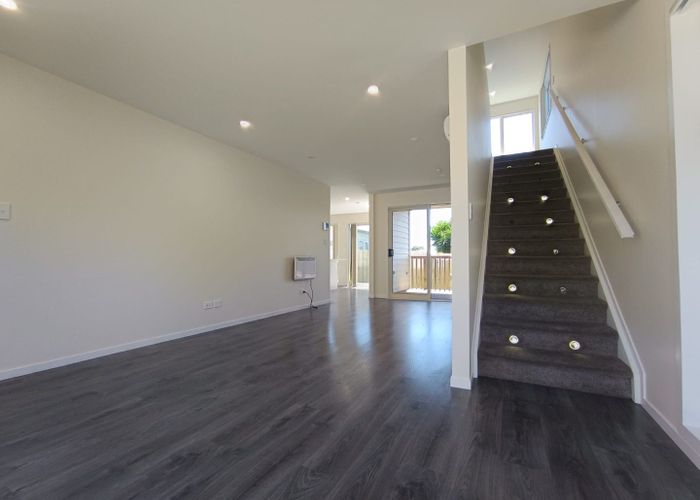  at 10D Blossom Lane, Manurewa, Manukau City, Auckland