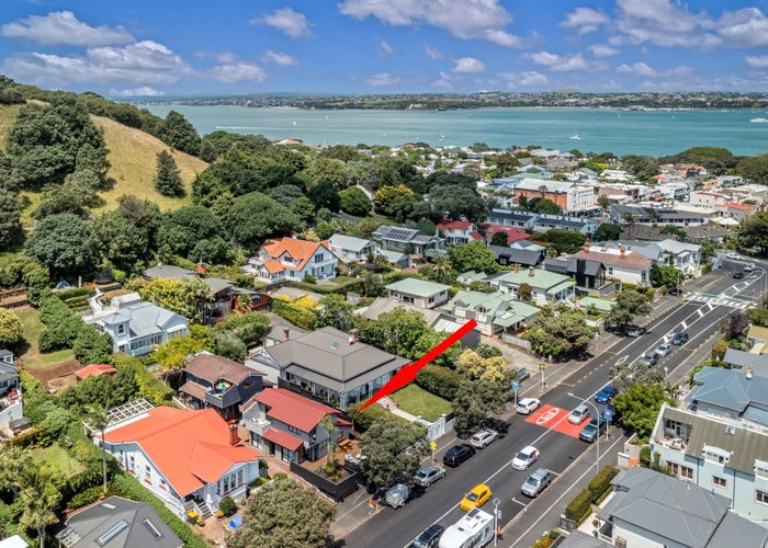  at 1/92 Victoria Road, Devonport, Auckland
