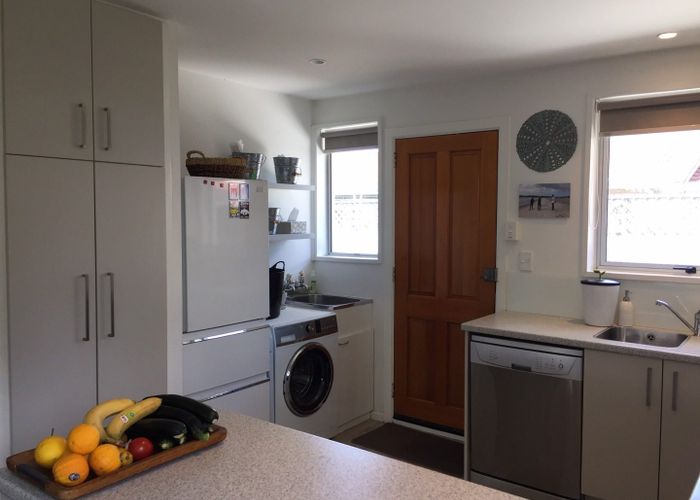  at 75A Picton Avenue, Riccarton, Christchurch City, Canterbury
