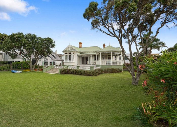  at 36 Oxford Terrace, Devonport, North Shore City, Auckland