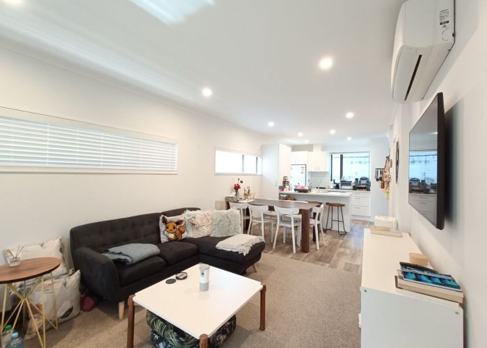  at 1/18 Titoki Street, Te Atatu Peninsula, Waitakere City, Auckland