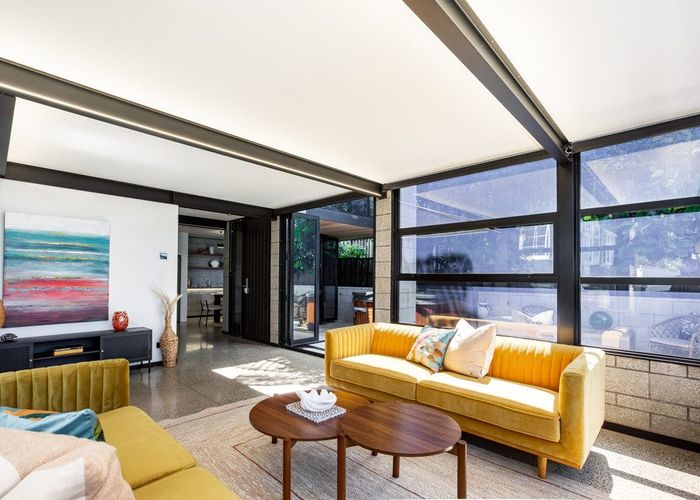  at 377A Karaka Bay Road, Karaka Bays, Wellington, Wellington