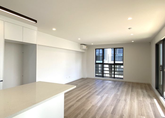  at 6/12 Onewa Road, Northcote, North Shore City, Auckland