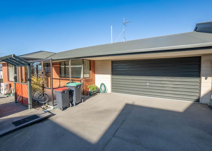 Free property data for 2/69 Grey Road, Timaru homes.co.nz