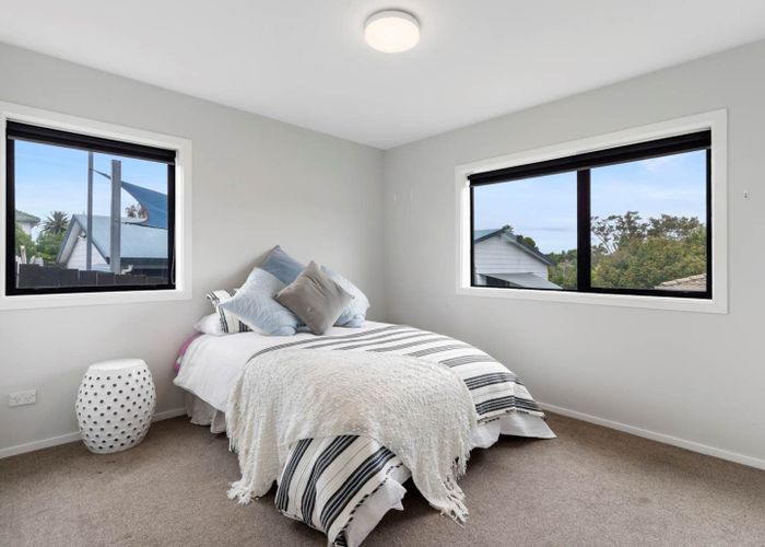  at 74A Sunset Road, Unsworth Heights, North Shore City, Auckland