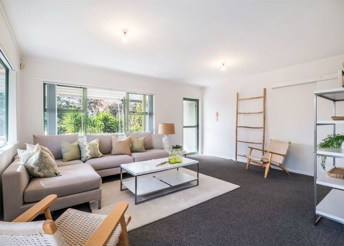  at 3 Pounamu Avenue, Greenhithe, North Shore City, Auckland