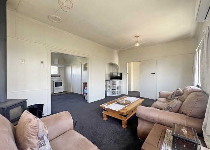  at 17 Tanner Street, Grasmere, Invercargill, Southland