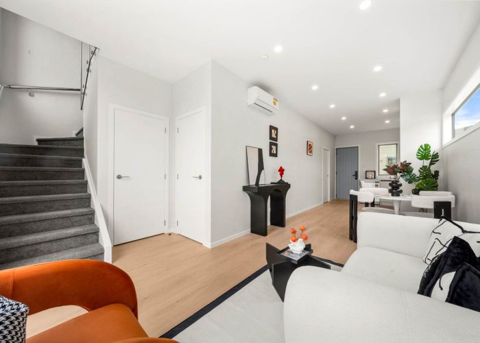  at 8C Clensmore Place, Torbay, North Shore City, Auckland