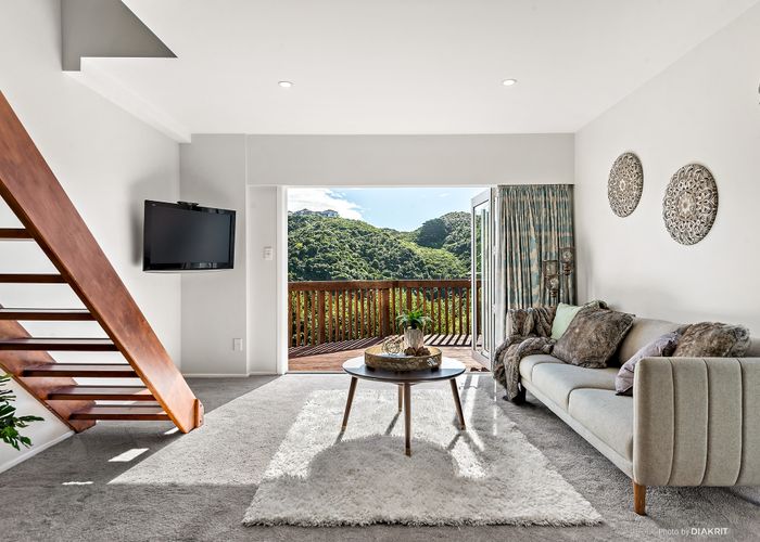  at 2/49 Mandalay Terrace, Khandallah, Wellington