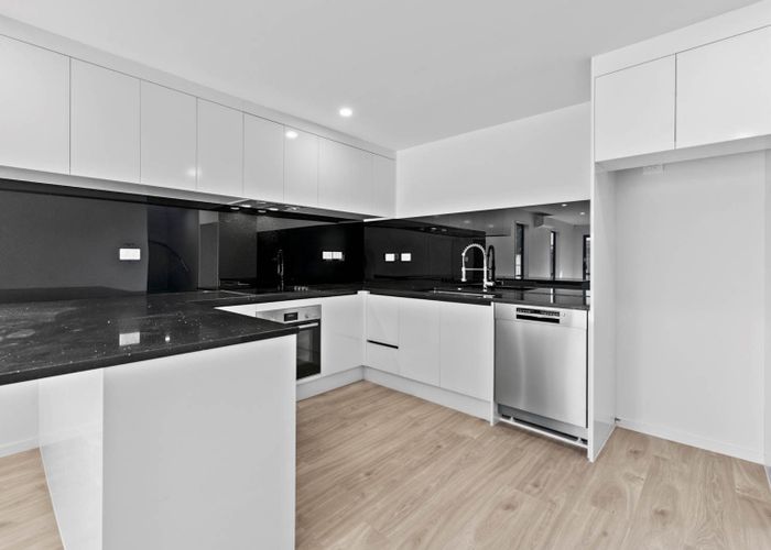  at 11/13 Kimpton Road, Papatoetoe, Manukau City, Auckland