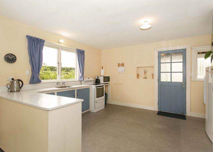  at 6 Fairfield Avenue, Fairton, Ashburton