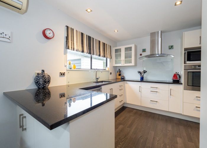  at 6 Chelsea Lane, Newland, Ashburton