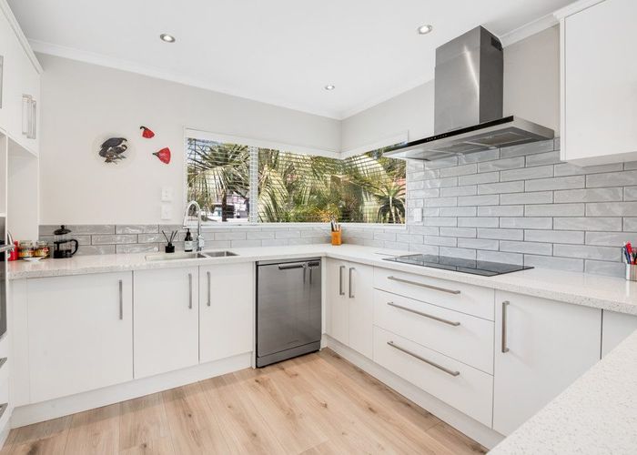  at 9 Te Ruru Way, Stanmore Bay, Whangaparaoa