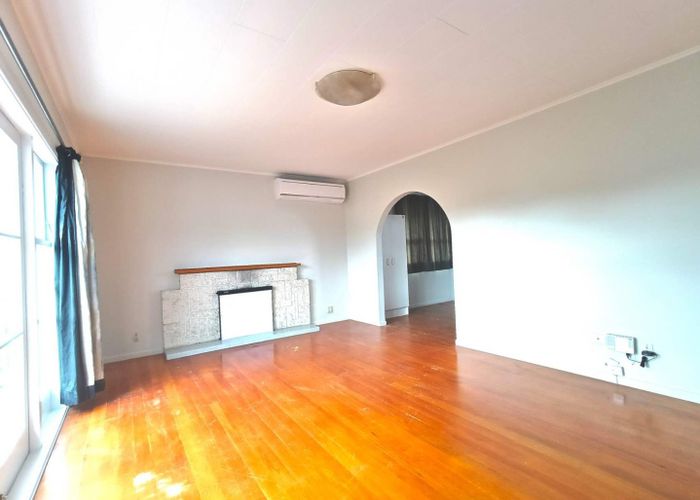  at 38 Larne Ave, Pakuranga Heights, Manukau City, Auckland