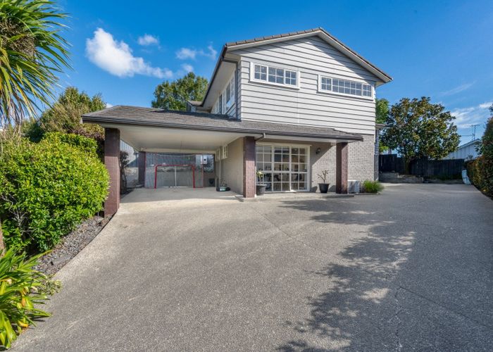  at 8 Kerry Dell, Cockle Bay, Manukau City, Auckland