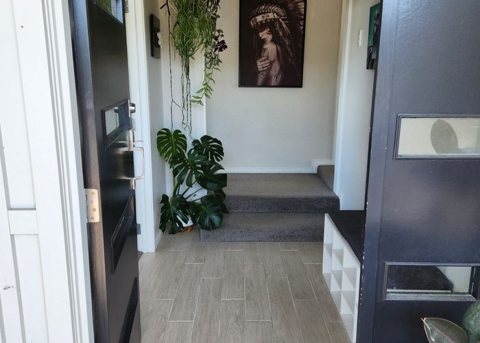  at 17a Deep Creek Rd, Waiake, North Shore City, Auckland