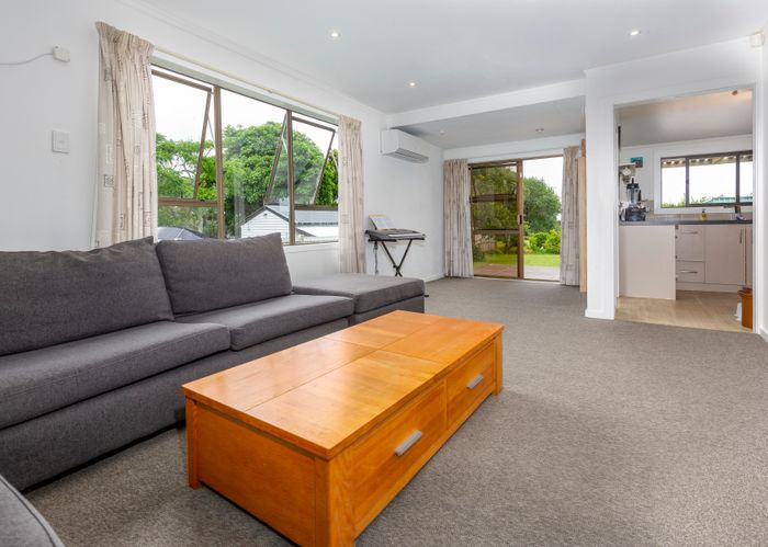  at 33 Mcrobbie Road, Papakura