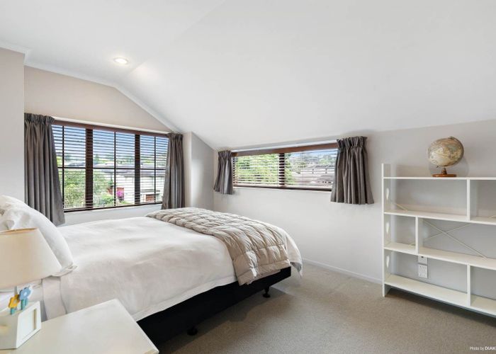  at 27 Campbell Road, Royal Oak, Auckland City, Auckland