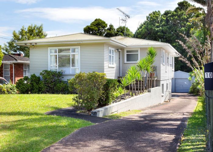  at 10 Covil Avenue, Te Atatu South, Waitakere City, Auckland