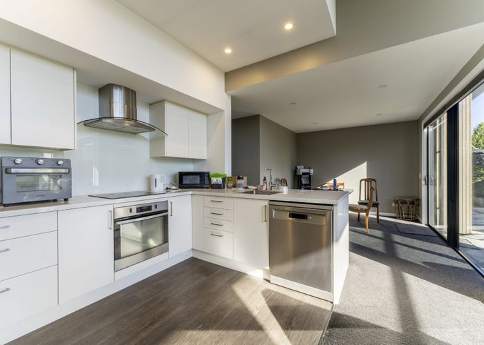 at 13 Memorial Avenue, Parkside, Timaru