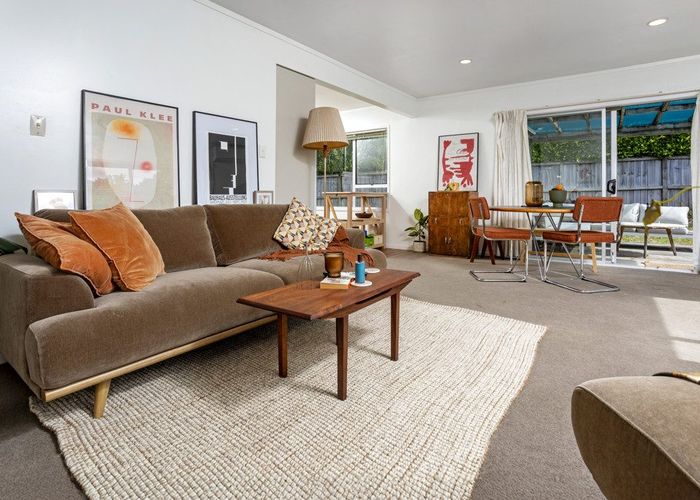  at 1/48 Jutland Road, Hauraki, North Shore City, Auckland