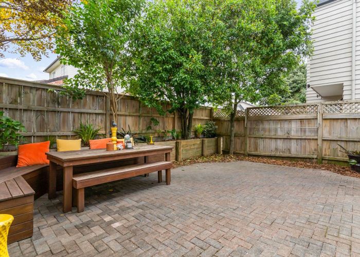  at 2B/15 Harrison Road, Mount Wellington, Auckland City, Auckland