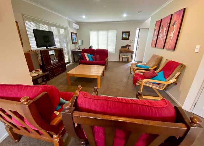  at 3 Jomard Terrace, Northcross, North Shore City, Auckland