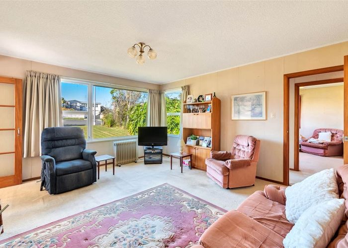 Free property data for 7 September Place, Forrest Hill, Auckland homes.co.nz