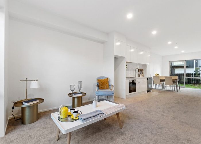  at 53D Edmonton Road, Henderson, Waitakere City, Auckland