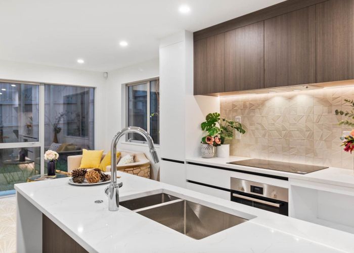  at 7D Maroubra Place, Botany Downs, Manukau City, Auckland