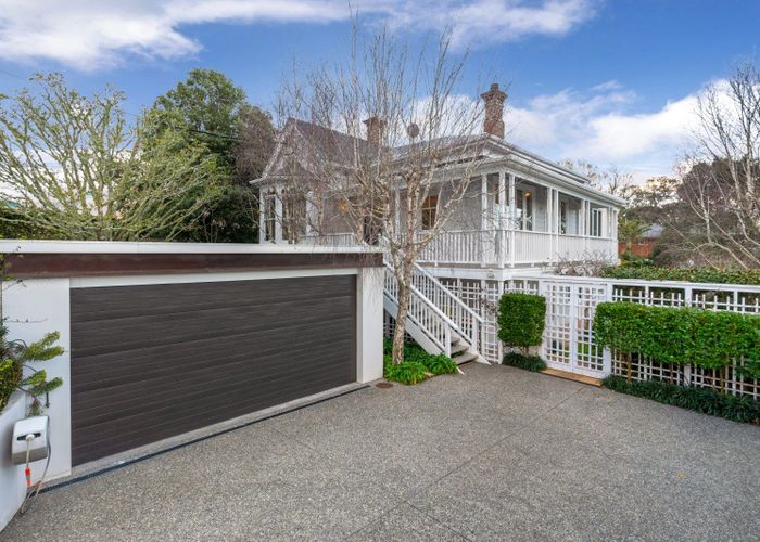  at 73 Hinemoa Street, Birkenhead, North Shore City, Auckland