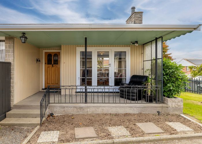  at 9 Carbine Place, Sockburn, Christchurch