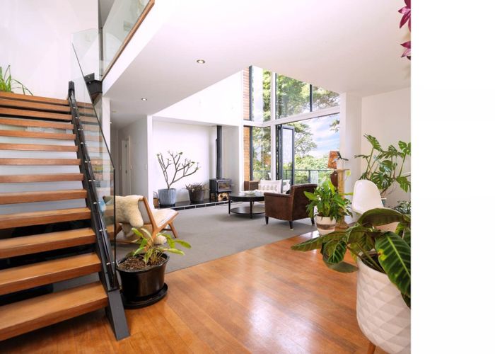  at 45 Laingholm Drive, Laingholm, Waitakere City, Auckland