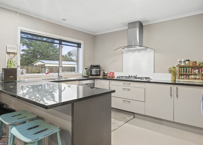 at 4 Rowling Place, Leamington, Cambridge