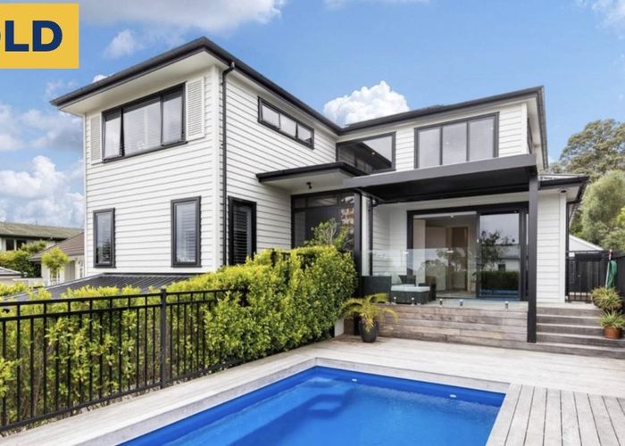  at 3 Worcester Road, Meadowbank, Auckland