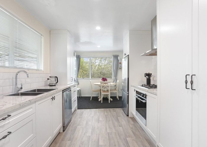  at 4 Hydra Place, Glen Eden, Auckland